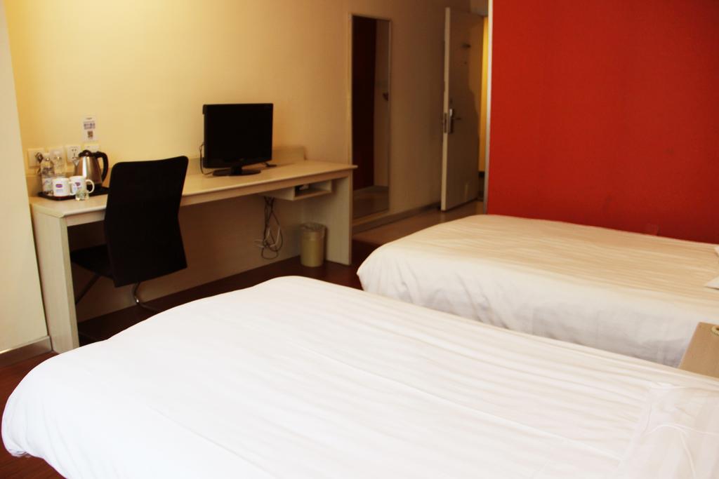 Hanting Hotel Dalian Olympic Square Hotel Номер фото